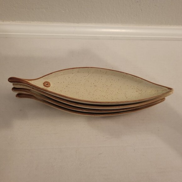 VTG Pier 1 Imports Incense Holders Tan & Brown Leaf Porcelain Ceramic Set Of 4 - Picture 1 of 3